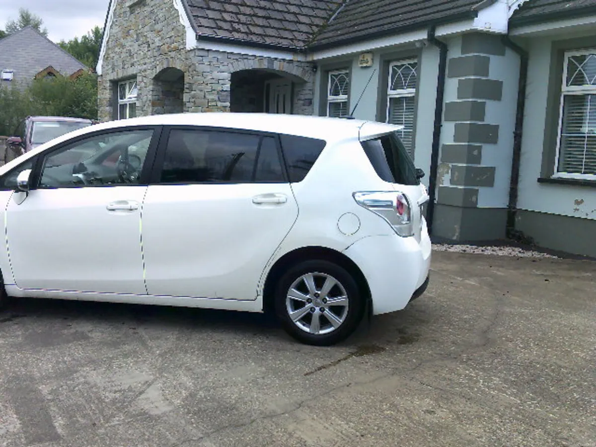 Toyota Verso 2015 - Image 6