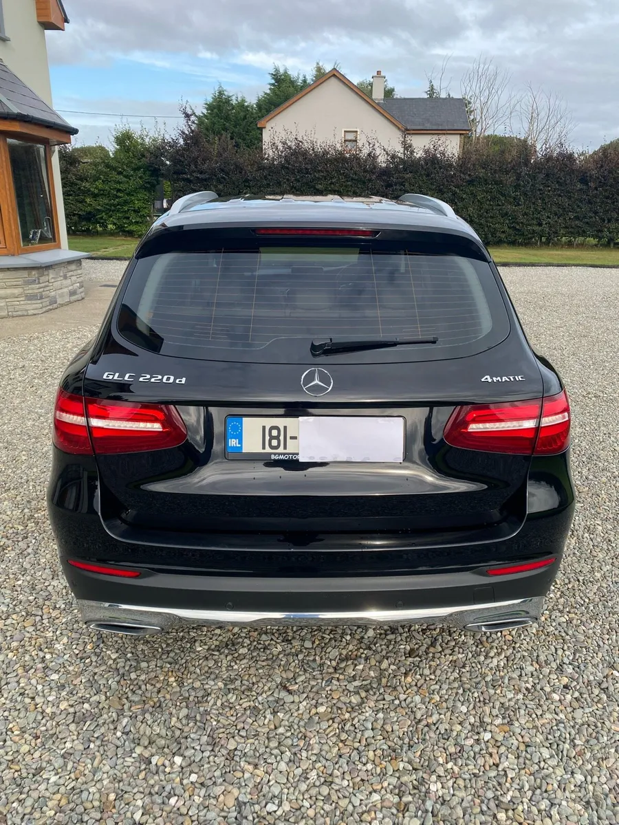 Mercedes Benz GLC 220d - Image 4