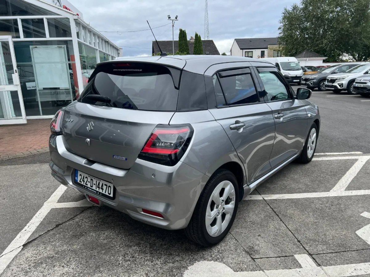 Suzuki Swift 1.2 HYBRID MOTION CVT 5DR (10 YR warr - Image 3