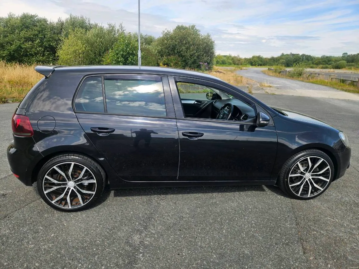 VOLKSWAGEN GOLF 2.0 GT DIESEL - Image 5