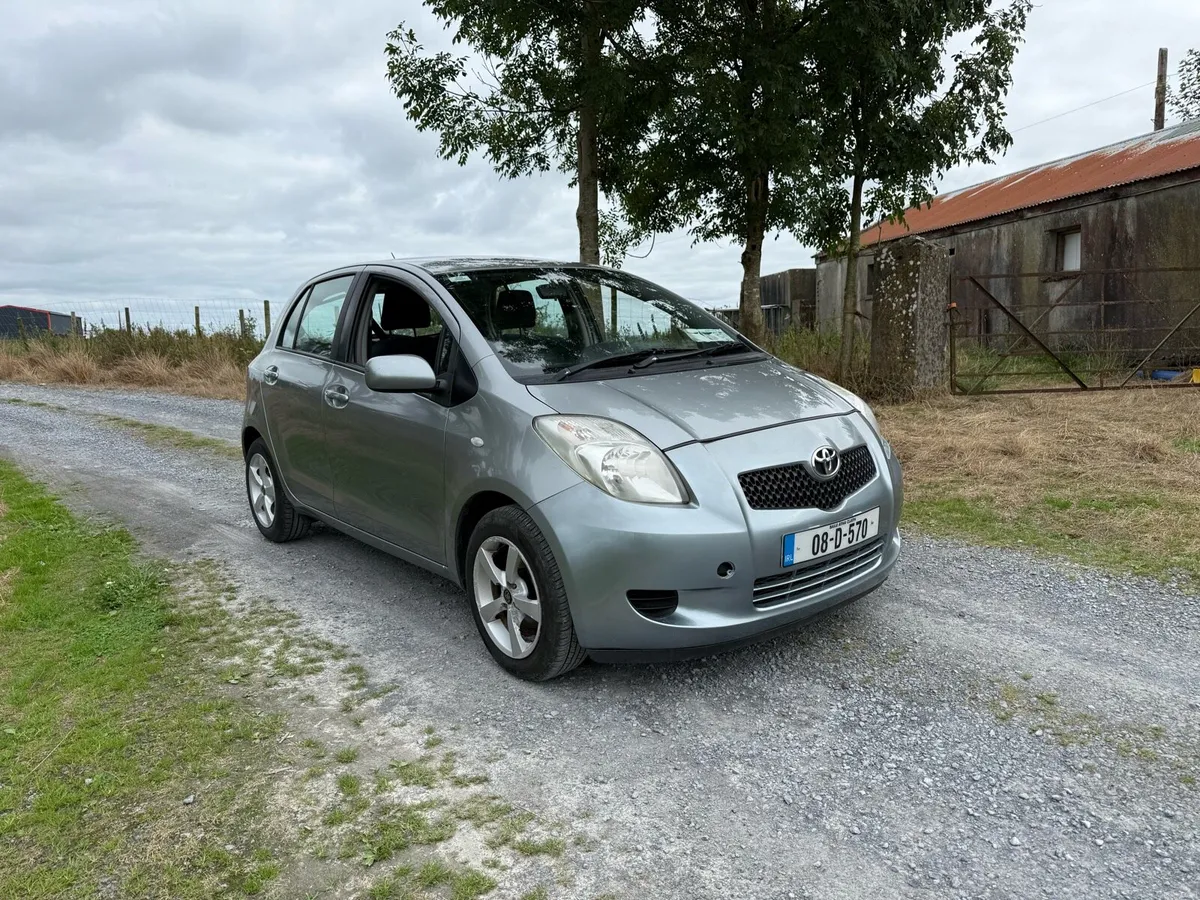 2008 Toyota Yaris Auto ONLY 54km - Image 1