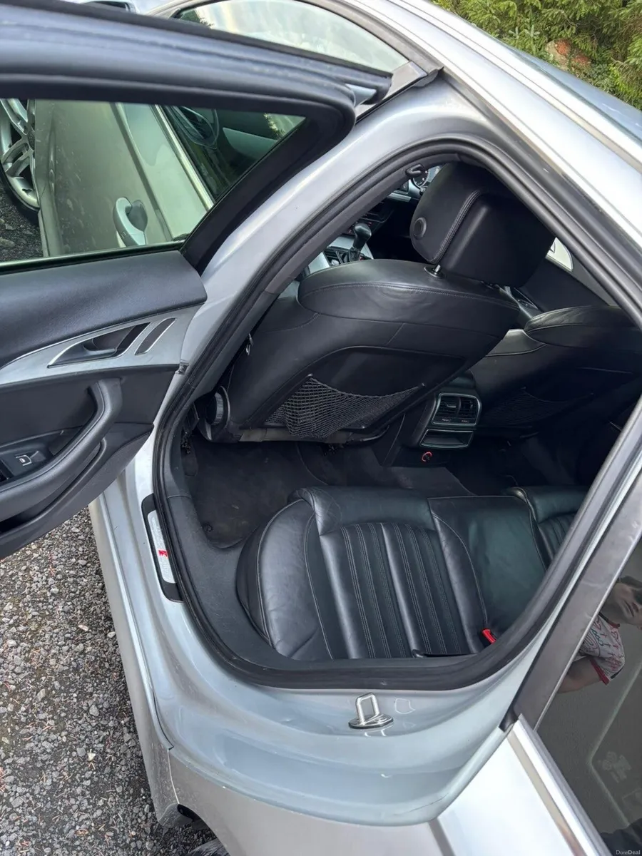 Audi A6 estate - Image 4