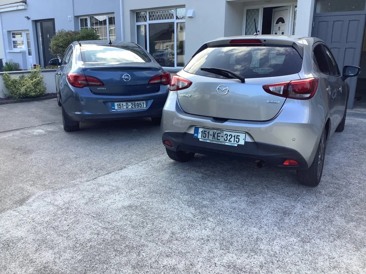 Opel Astra 2015 - Image 1