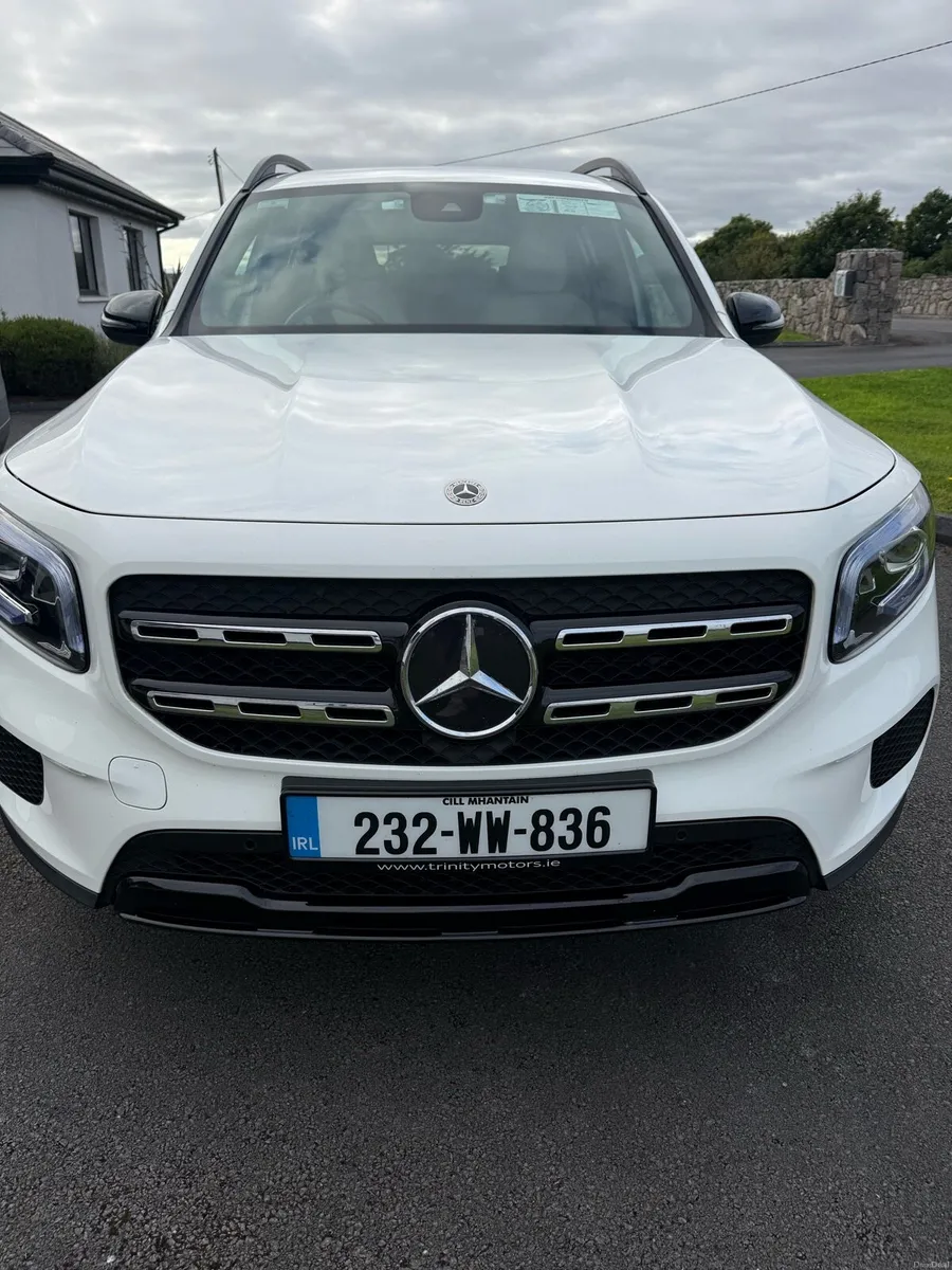 Car - Image 2