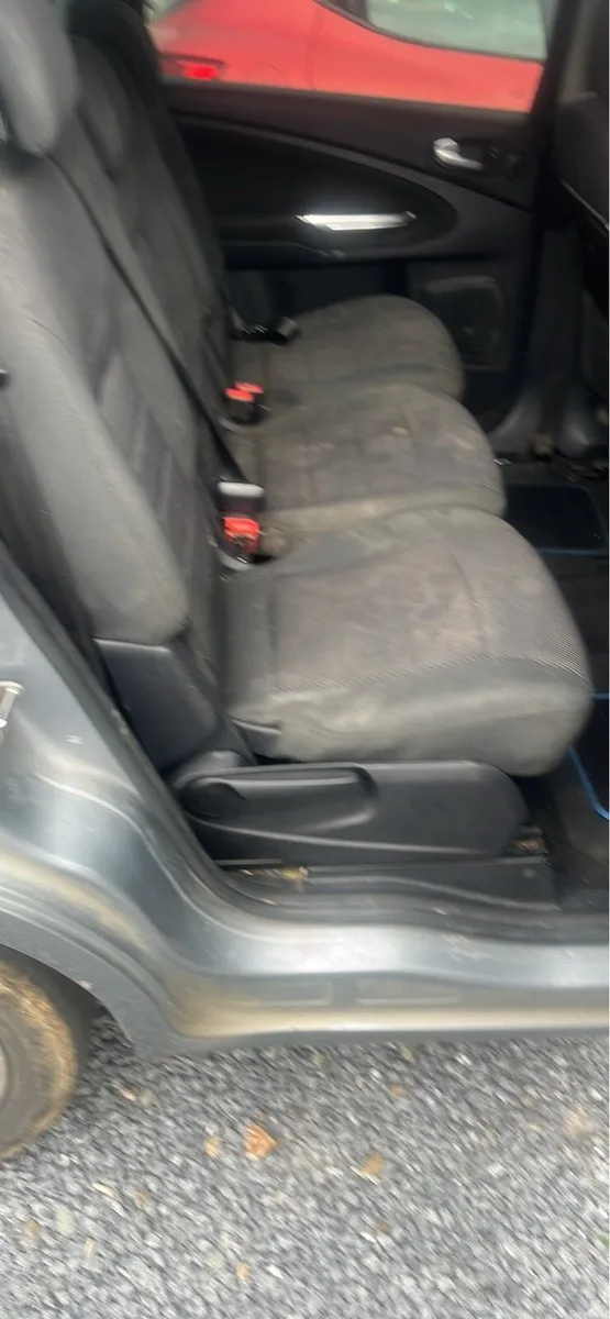 Ford galaxy titanium - Image 6