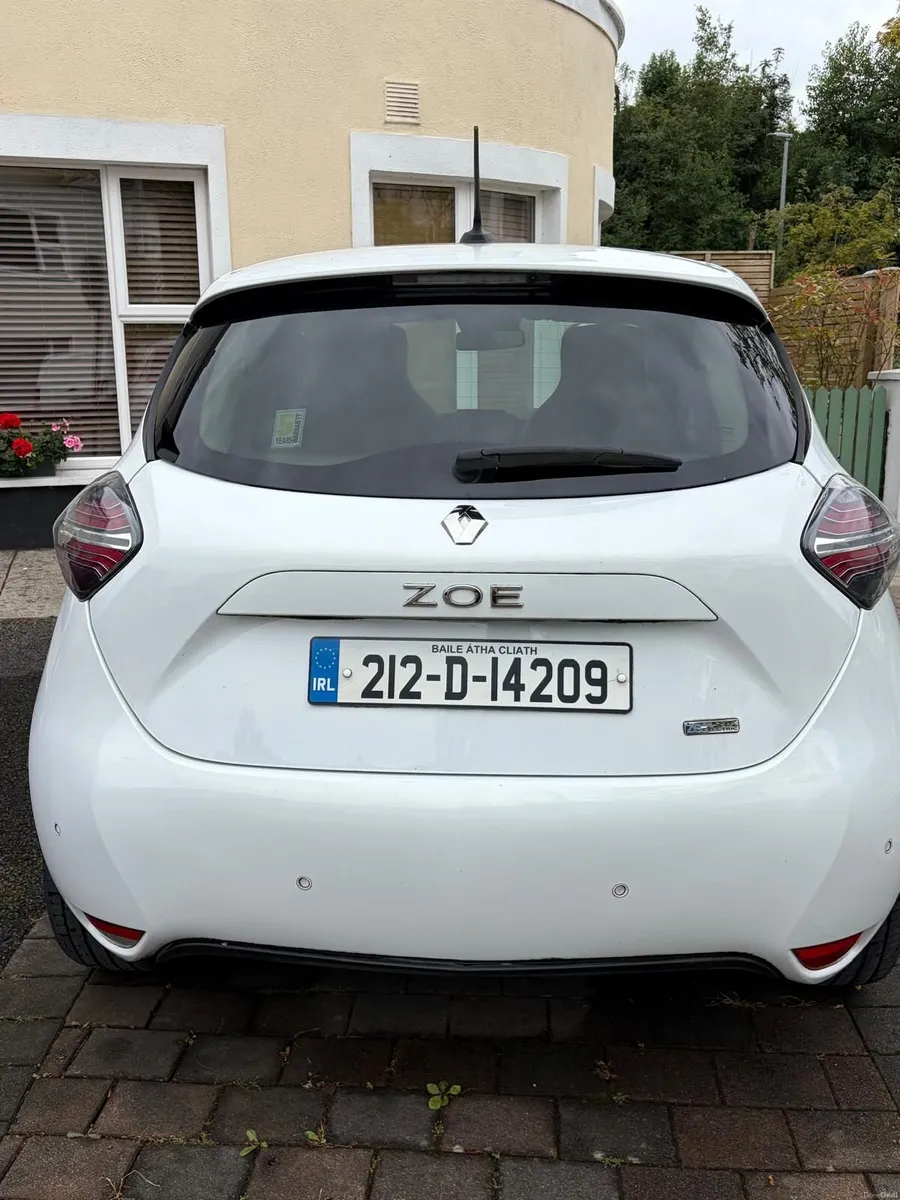 Renault Zoe GT Line rapid charge 212D low mileage - Image 1
