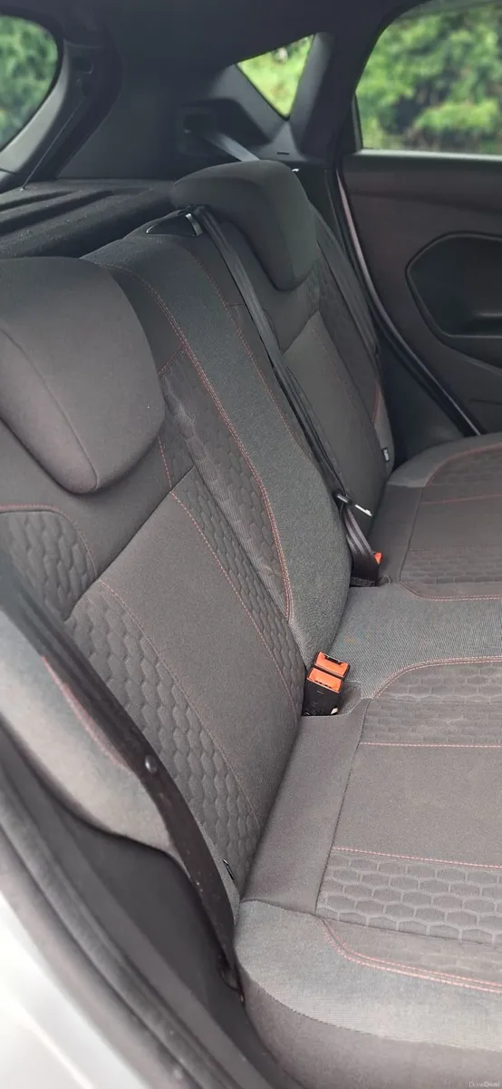 Ford Fiesta St line 2017 - Image 2