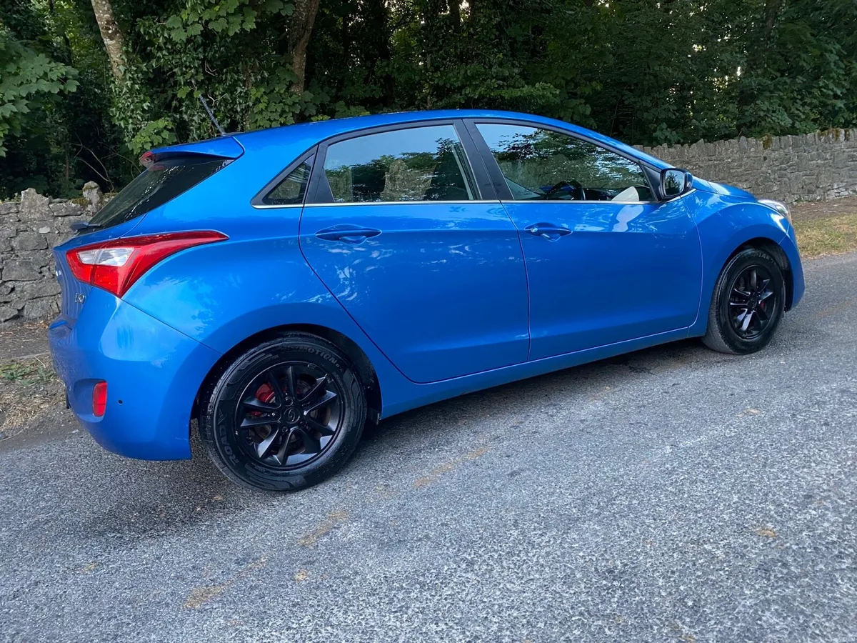 HYUNDAI i30 EXCLUSIVE AS NEW BEAUTIFUL 😍 - Image 4