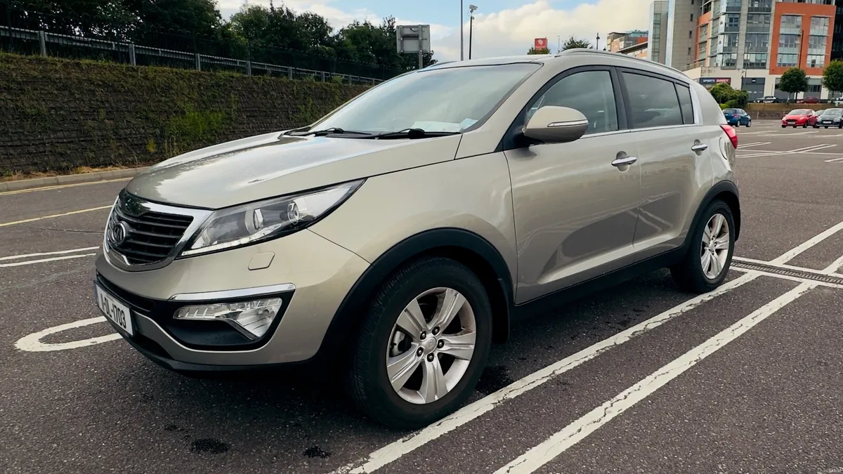 2011 Kia Sportage 1.7 CRDi Diesel – Full Spec - Image 3