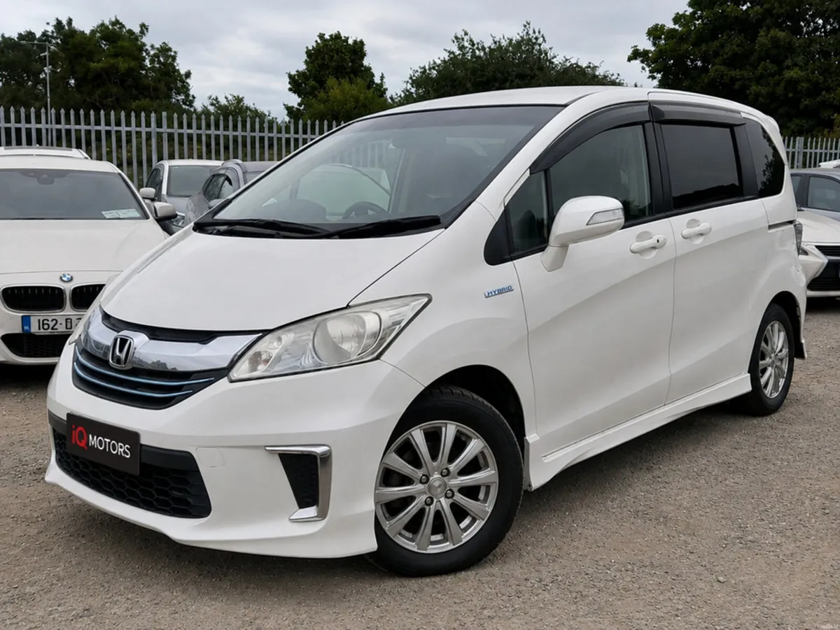 Honda Freed 1.5 Petrol Hybrid 6 Seats - 6 Months R - Image 3