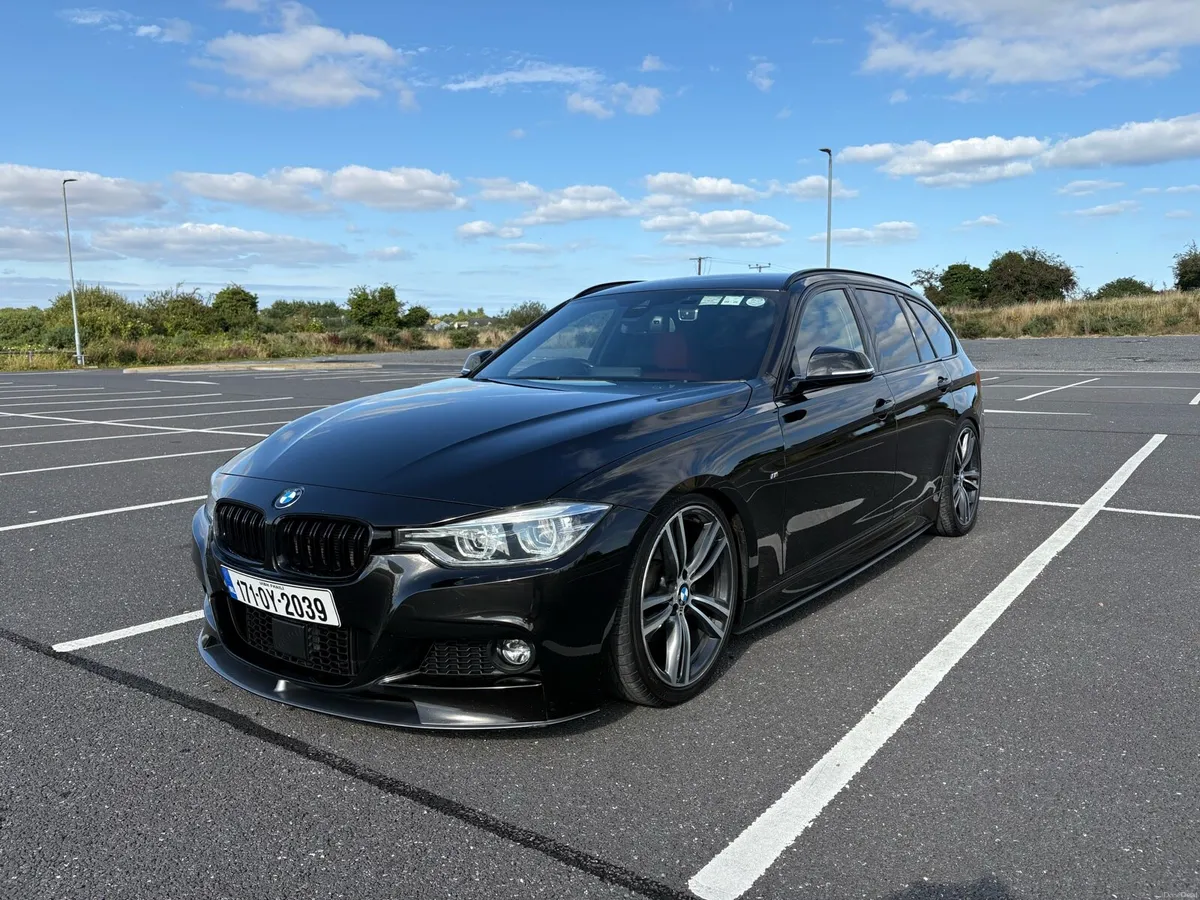 BMW 320d Touring - Image 1