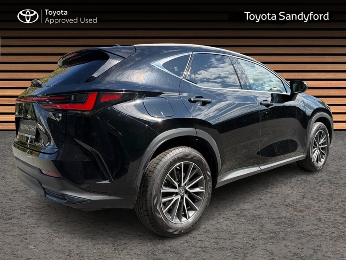 Lexus NX 450H 4WD PLUS PLUG-IN HYBRID - Image 2