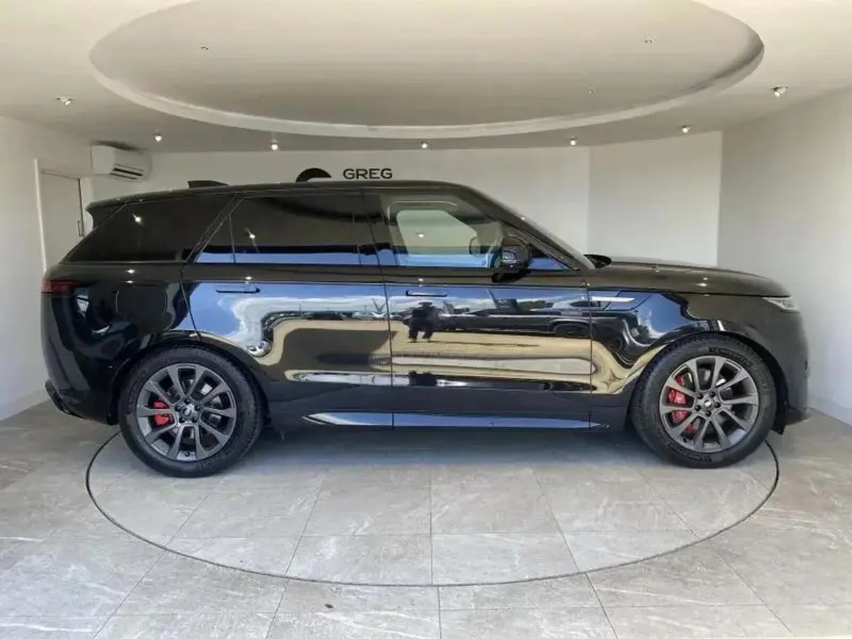 Land Rover Range Rover Sport 3.0 D300 Dynamic SE 5 - Image 4