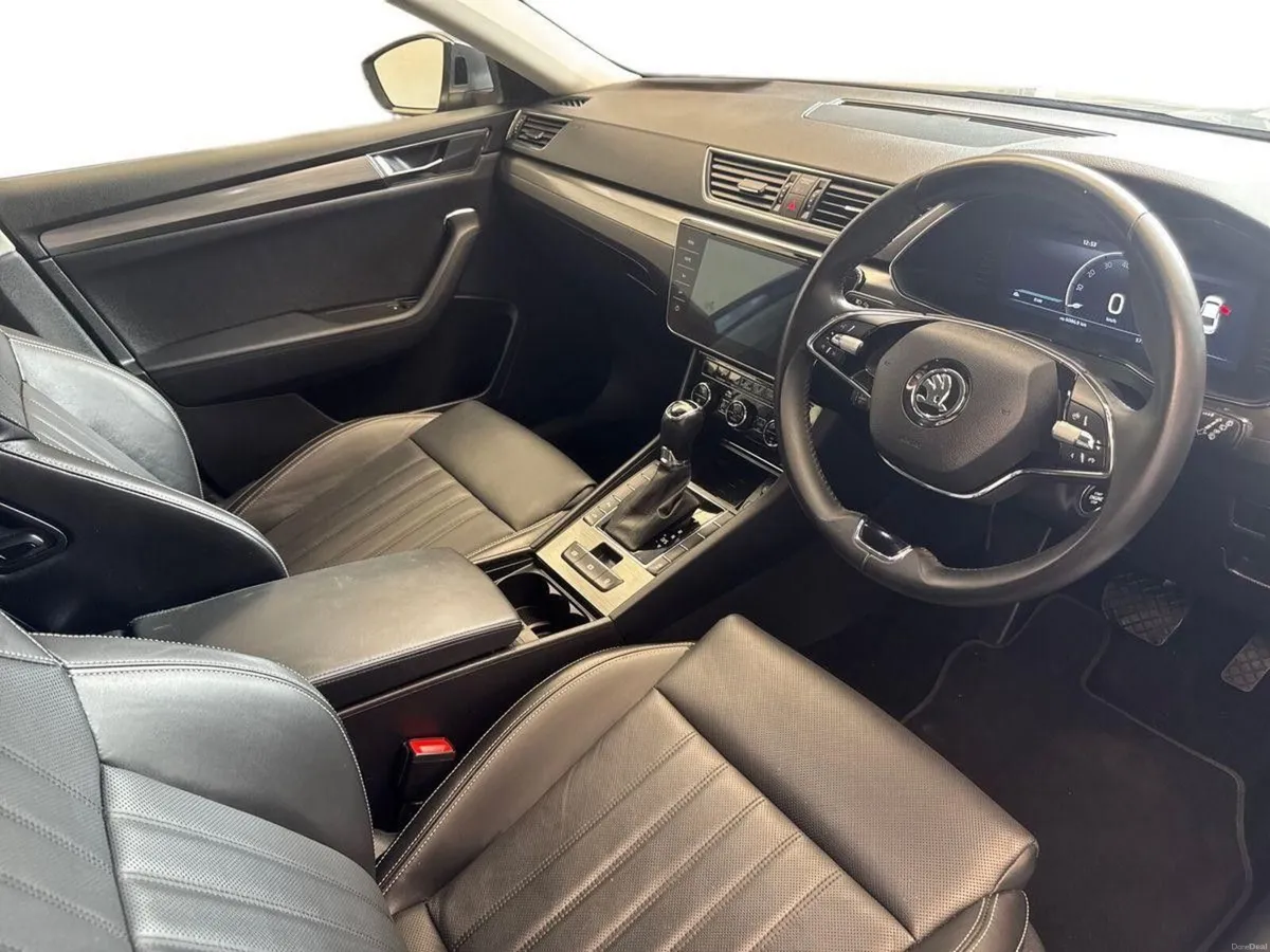 Skoda Superb 2.0TDI STYLE AUTO *0% APR AVAILABLE* - Image 6
