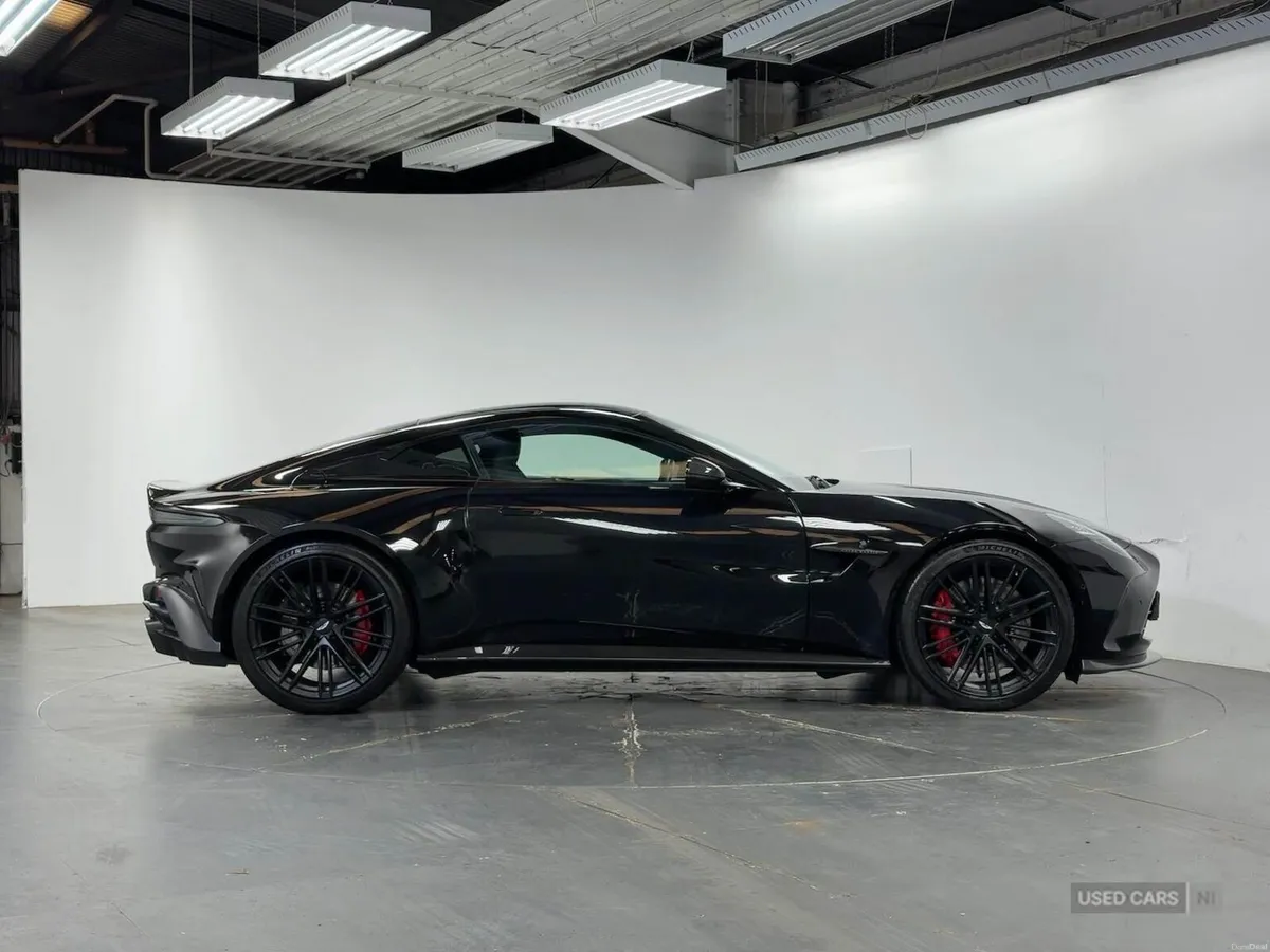 Aston Martin Vantage V8 2Dr Auto - Image 3