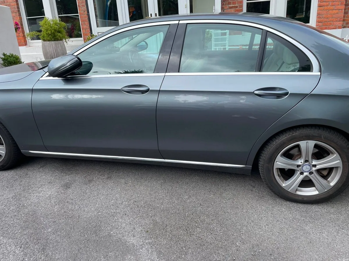 2016 (162) Mercedes-Benz E Class - Image 5