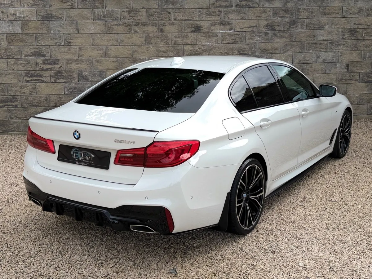 2019 BMW 520D M-Sport - Image 4