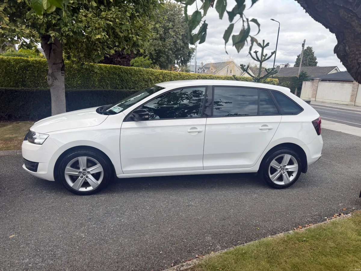 2017 Skoda Rapid 1.2 petrol, only 78k kilometers - Image 2