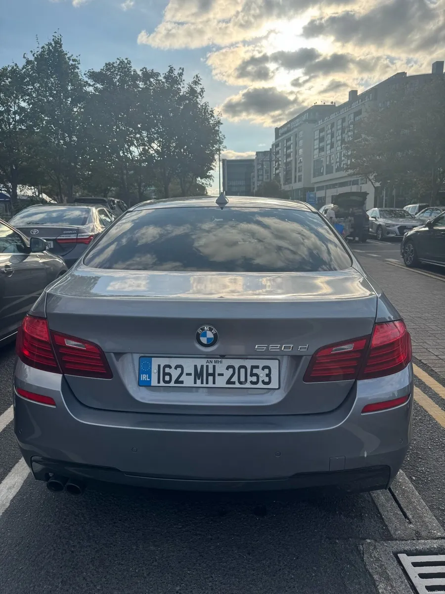 520 Msport automatic - Image 4