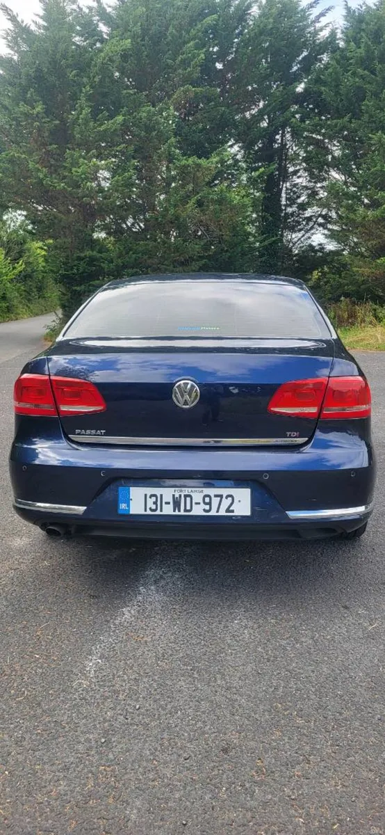 VOLKSWAGEN PASSAT 1.6 TDI 2013year. - Image 4