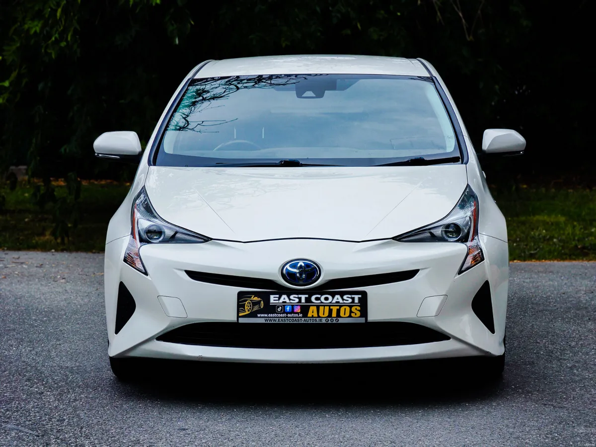 2018 Toyota Prius 1.8 Petrol Hybrid Automatic - Image 6