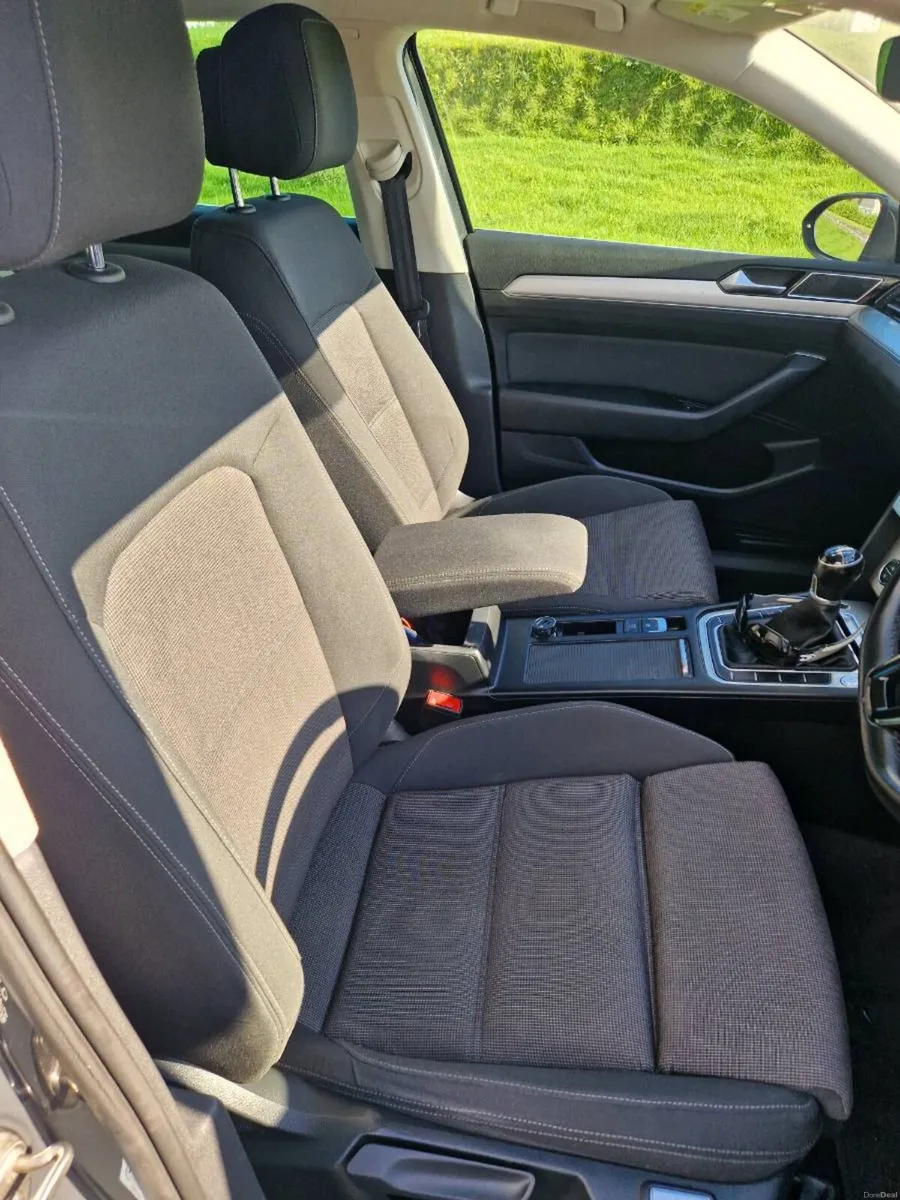 Volkswagen passat - Image 2