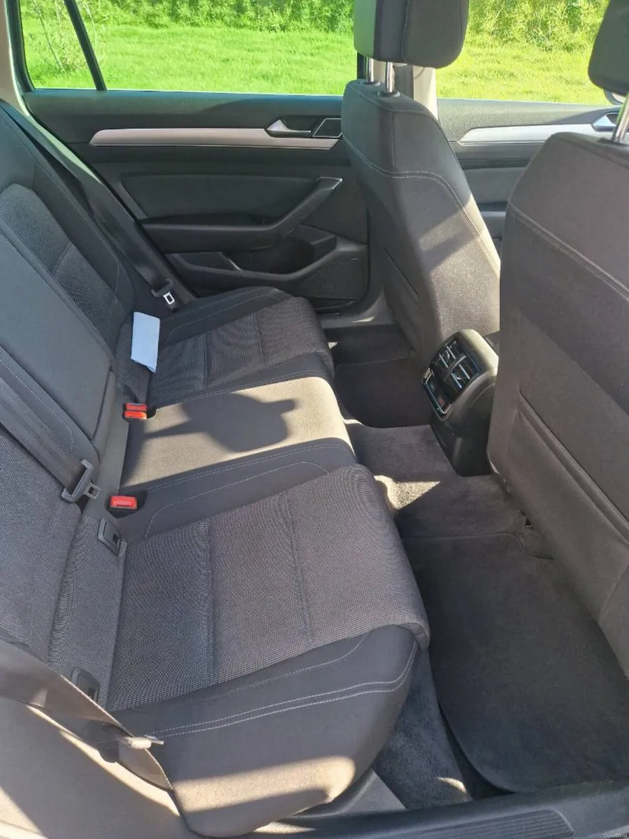 Volkswagen passat - Image 4