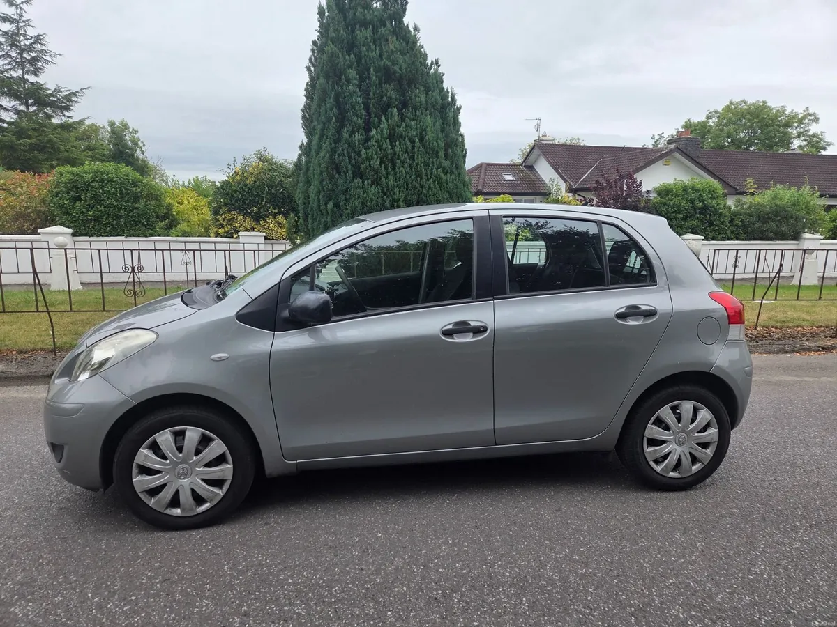 2010 Toyota Yaris, Nct& Tax. - Image 2