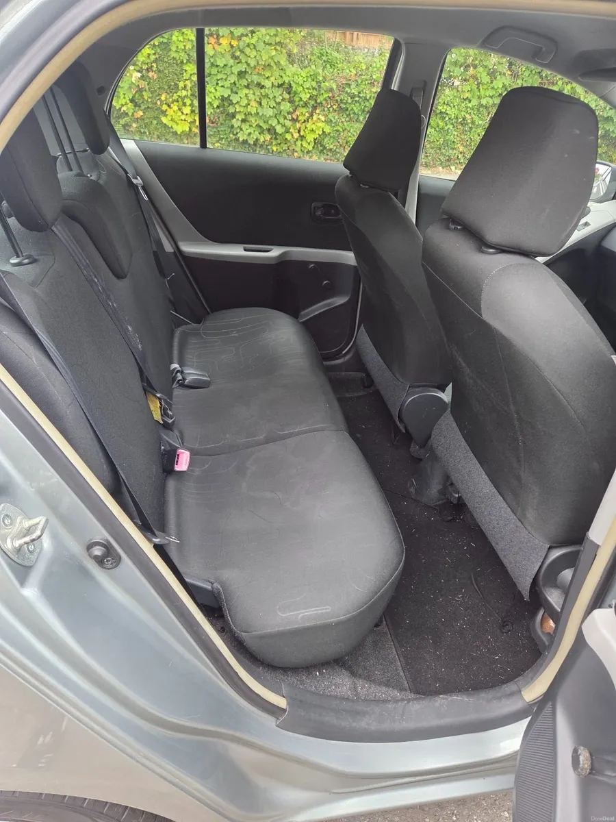 2010 Toyota Yaris, Nct& Tax. - Image 5