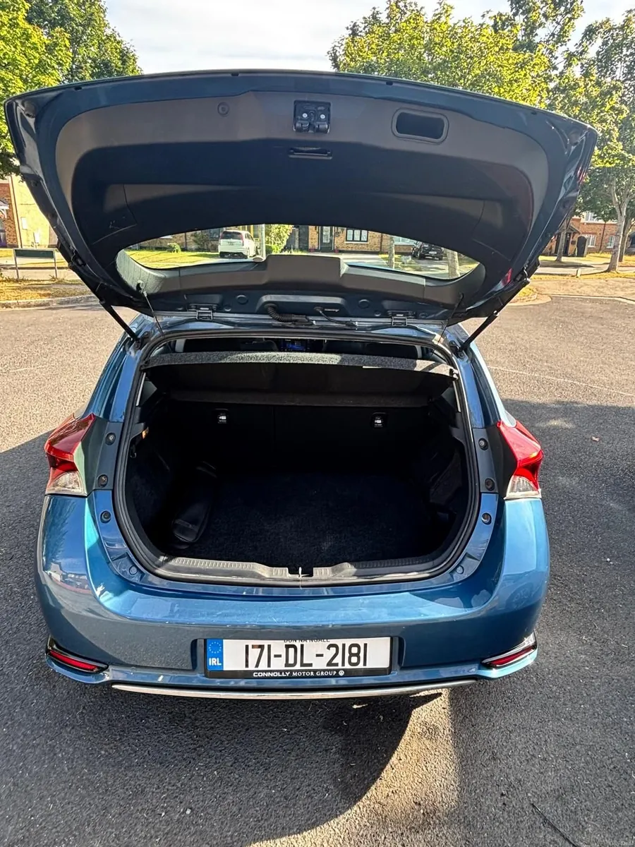 Toyota Auris 2017 - Image 4