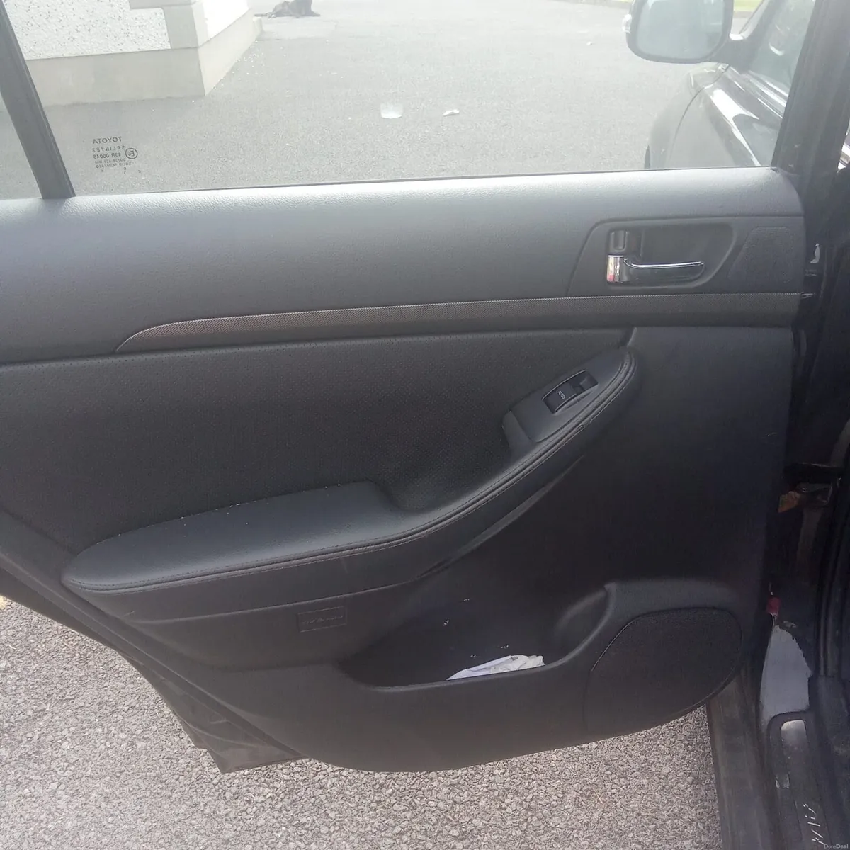 Toyota avensis read add - Image 4