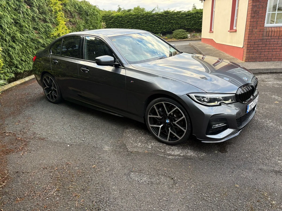 BMW 330e M Sport |LOW KM| |NEW TYRES| - Image 6