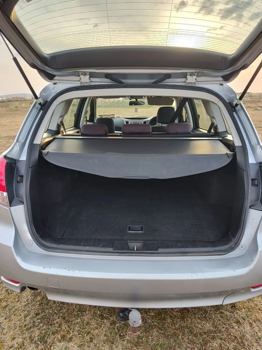 Subaru Legacy 2014 AWD Diesel Estate - Image 5