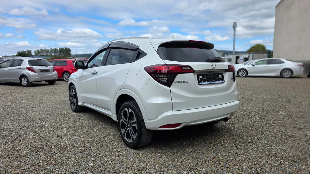 2020 Honda Vezel Hybrid - Image 6