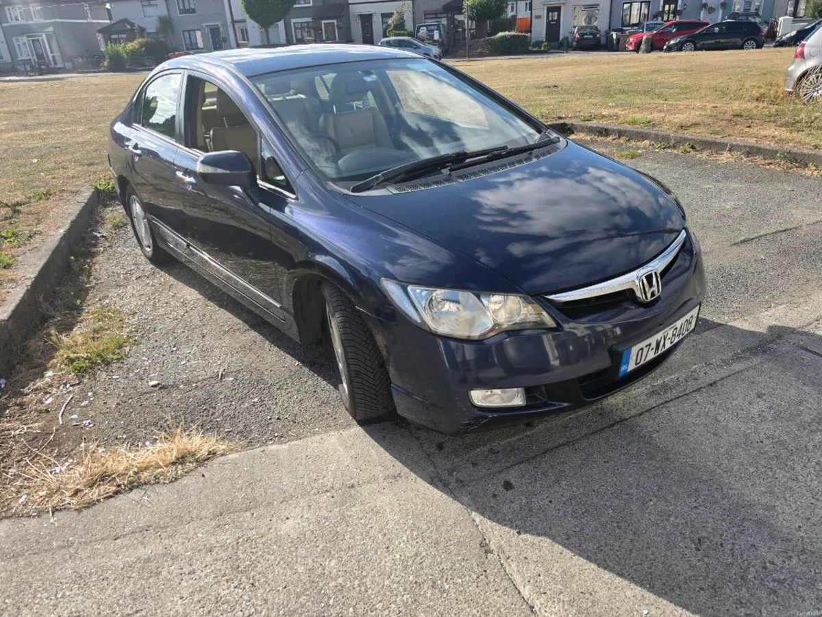 Honda civic 1.3 petrol hybrid - Image 2