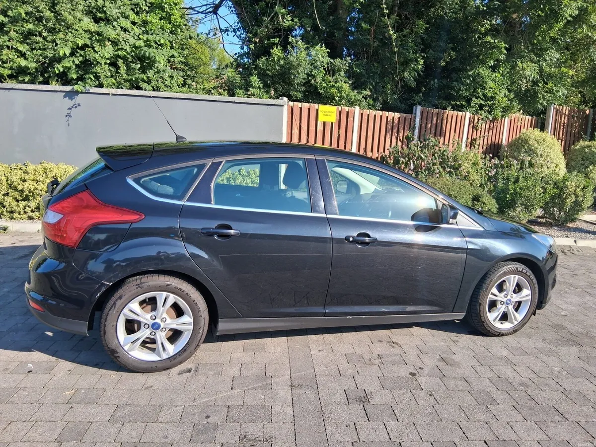 Ford Focus 2014 - Image 3