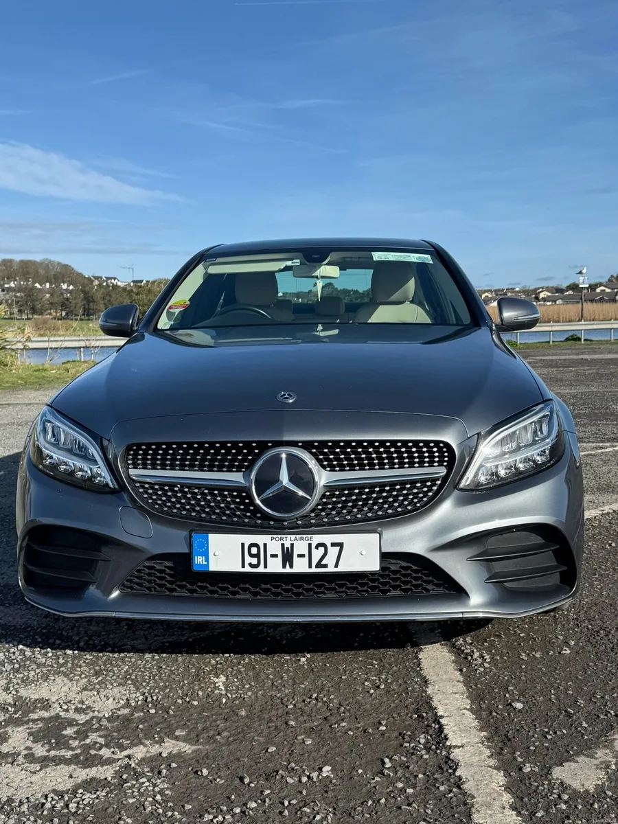 Car - Image 2