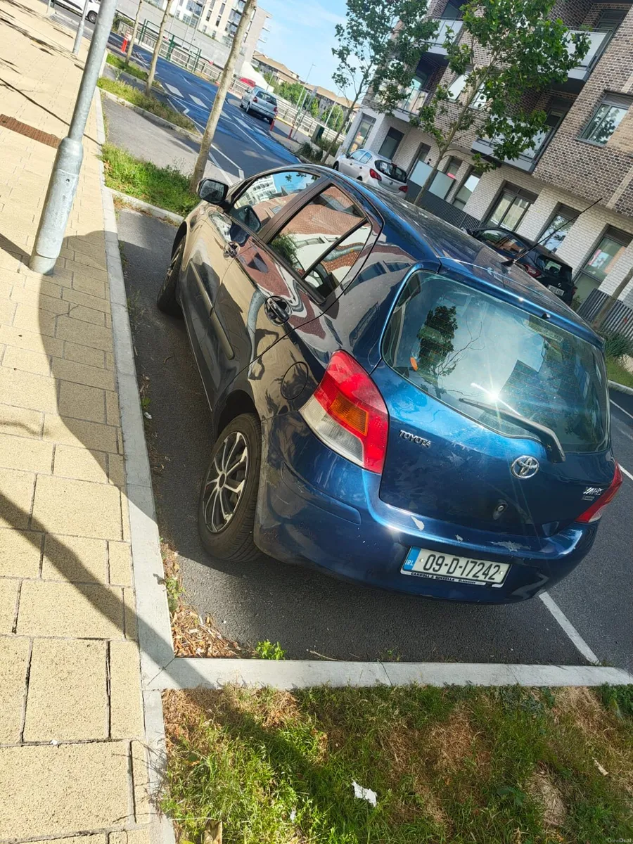 Toyota Yaris - Image 6