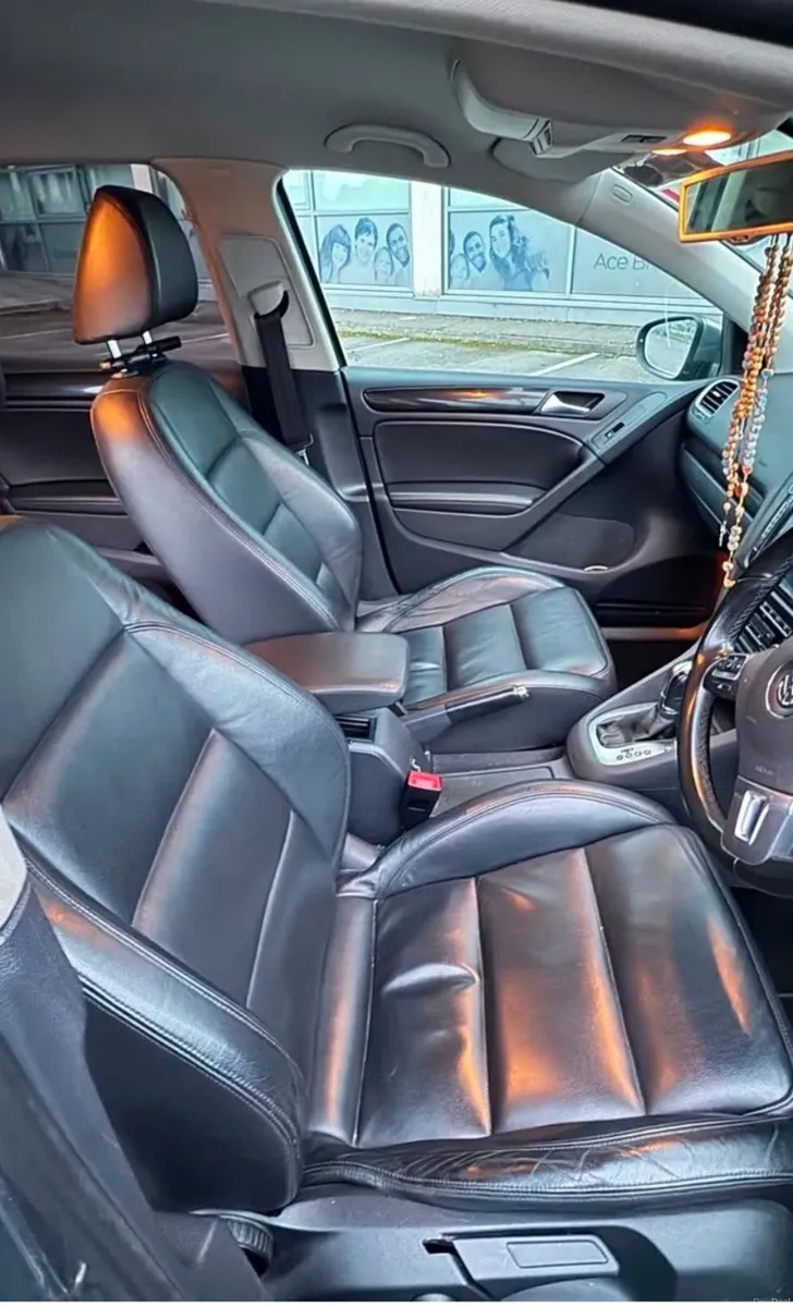 !!!! Lowered Price !!!! AUTOMATIC  VW GOLF 2012 - Image 2