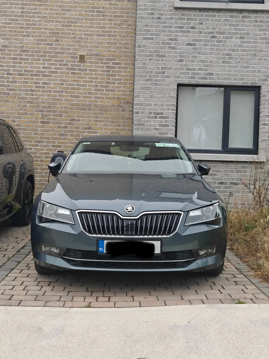 Superb Style 2.0 TDI 150BHP DSG Automatic - Image 1