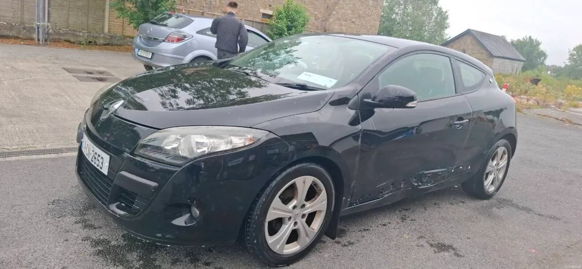 Renault megane 2011 coupe - Image 4