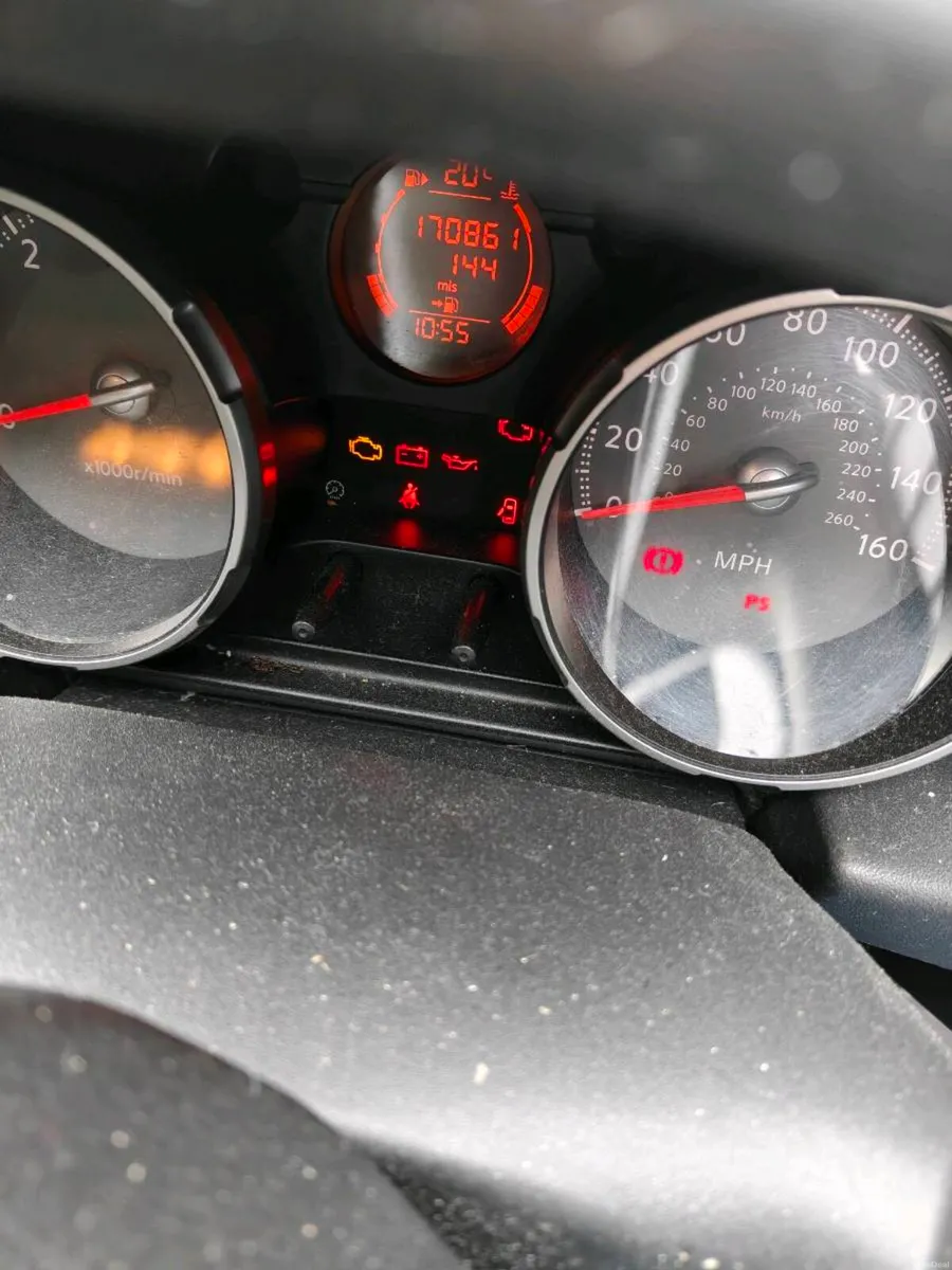 1.5 diesel Nissan Qashqai - Image 2