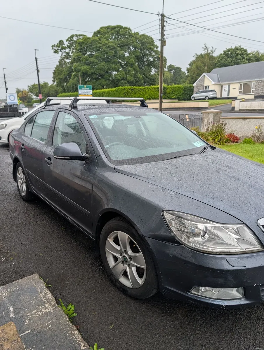 Skoda Octavia 2009 - Image 1