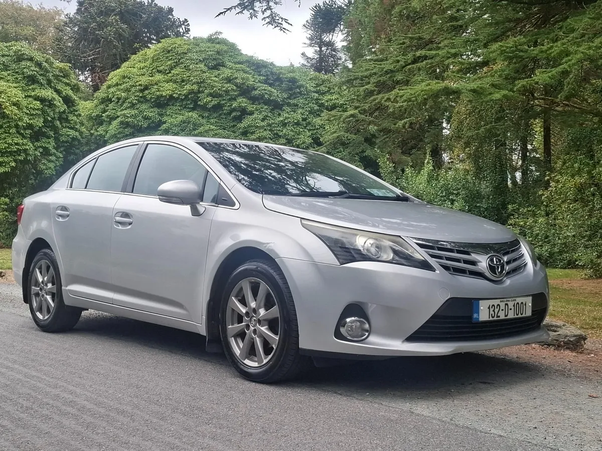 Toyota Avensis 2013 - Image 1