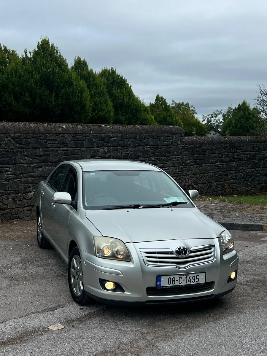 2008 Toyota Avensis - Image 1