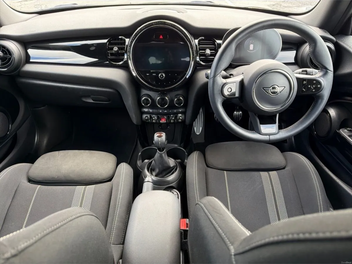 Mini Cooper 3-Door Cooper S Sport - Image 4