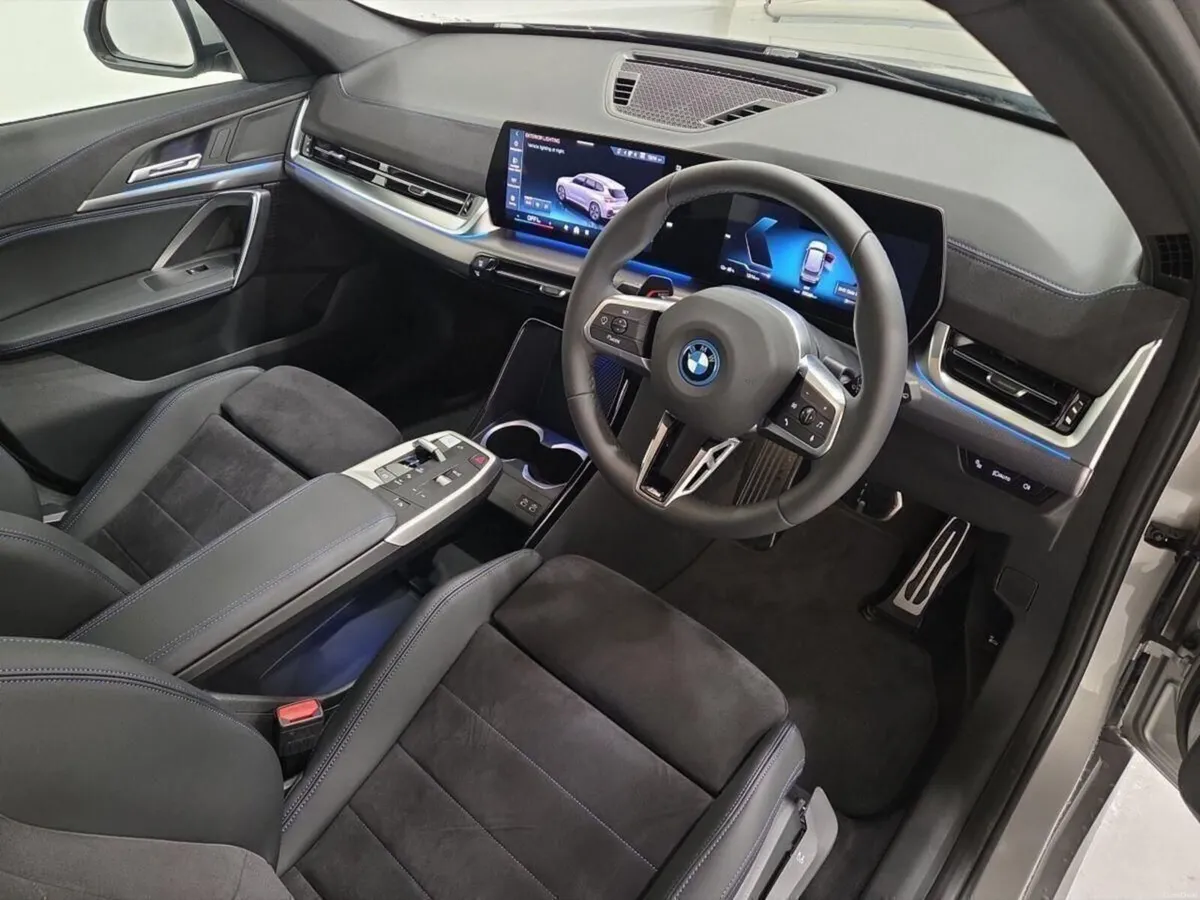 BMW iX1 eDrive20 M Sport - Image 6