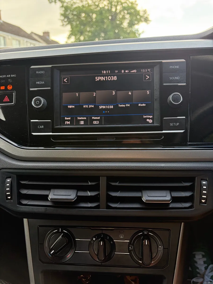 White VW Polo 192 with parking sensors - Image 5