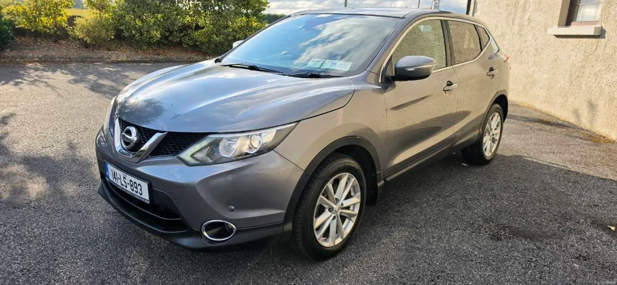 Automatic Nissan Qashqai Diesel - Image 1
