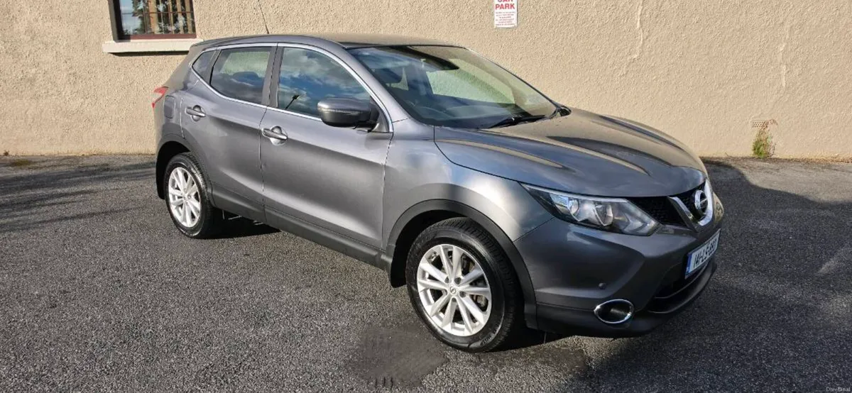 Automatic Nissan Qashqai Diesel - Image 6